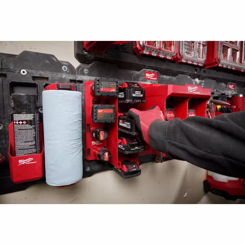 Milwaukee Packout M18 Battery Rack with Packout Compact Wall Plate