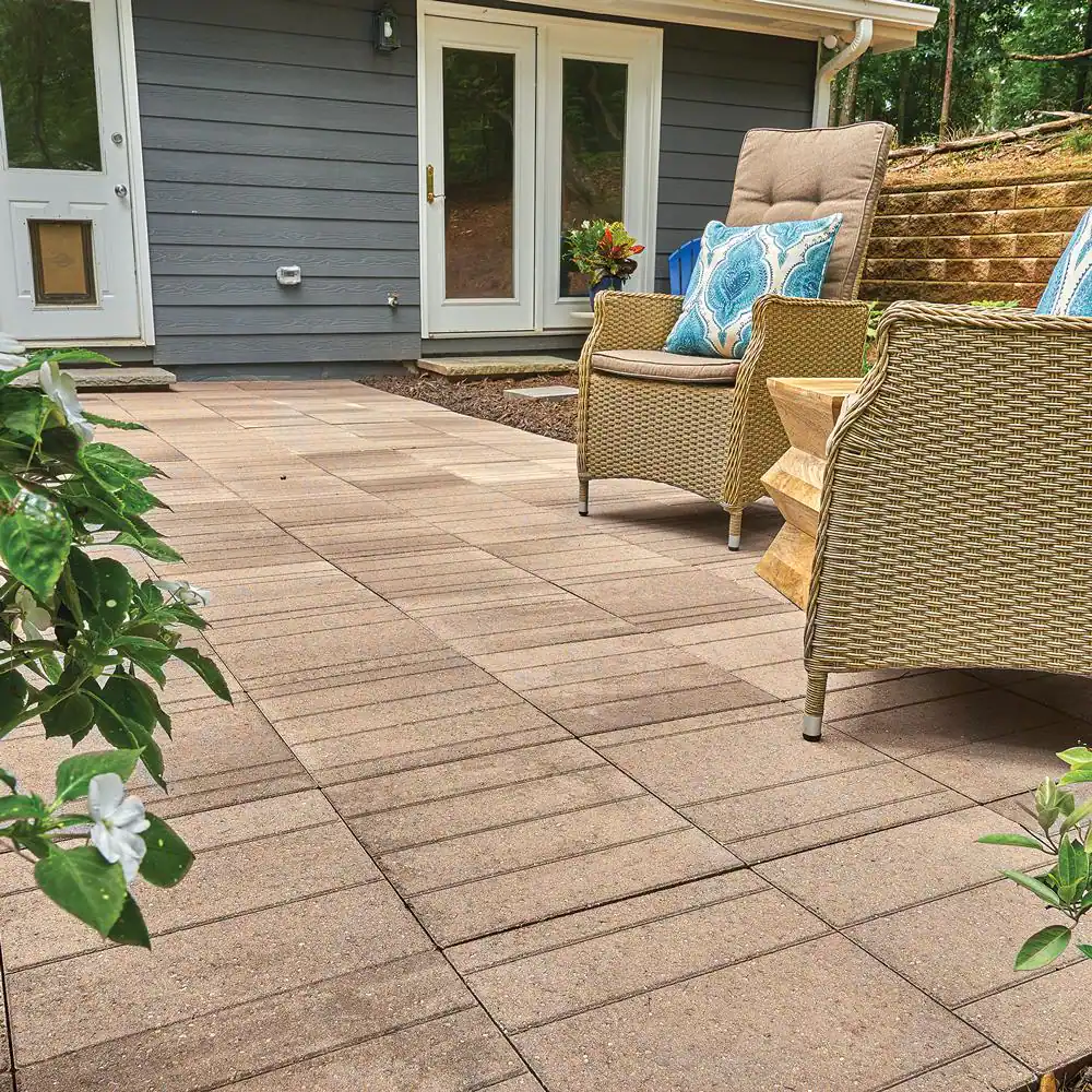Pavestone Avant 16 in. L x 16 in. W x 2 in. H Silvershell Concrete Paver (72-Pieces/124 sq. ft./Pallet)