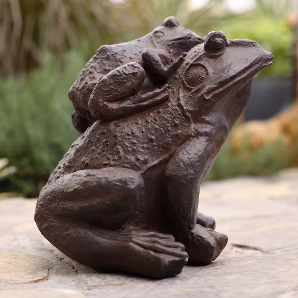 LuxenHome Brown MgO Frog Family Garden Statue