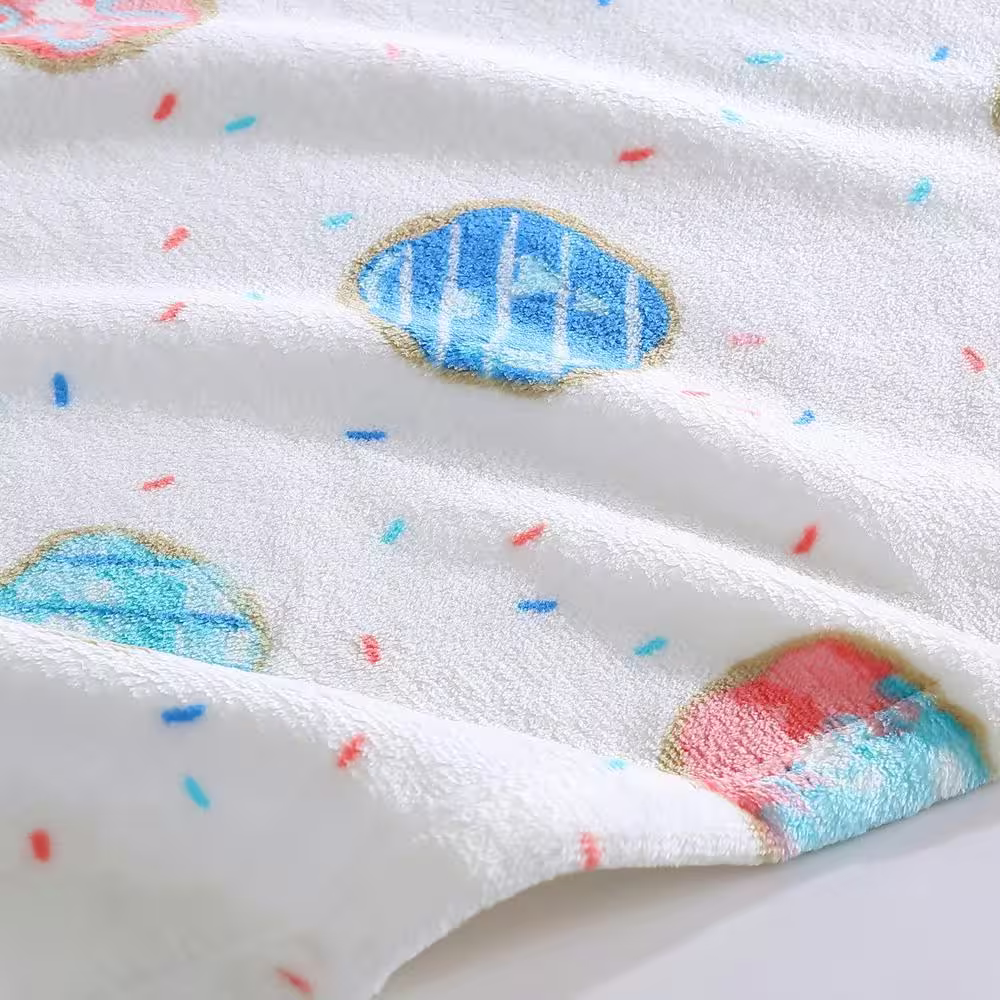 Poppy & Fritz Polka Donuts White Microfiber 60X50 Throw Blanket
