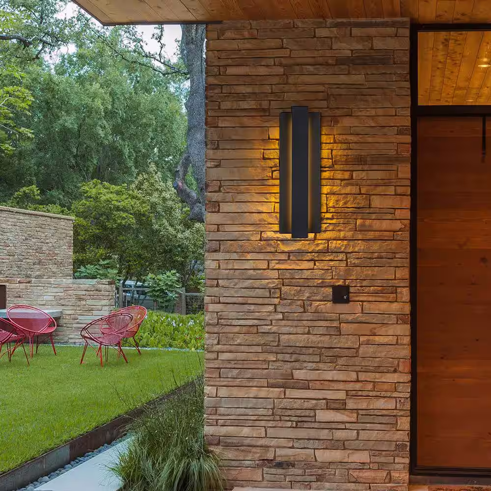 TRUE FINE Reflect 18.7 in. Black Modern/Contemporary LED Outdoor Wall Light Lantern Sconce