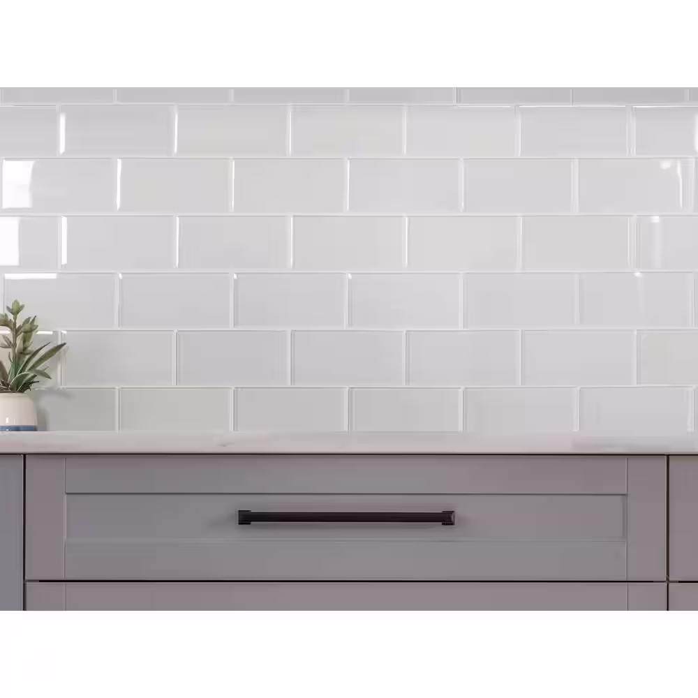 NewAge Products 14.7 in. x 11.7 in. Super White Glass Subway Tile Backsplash (11 sq. ft. / Pack)