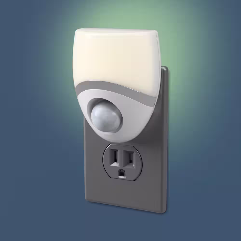 Westek White Indoor Geometric Motion-Sensing LED Night Light