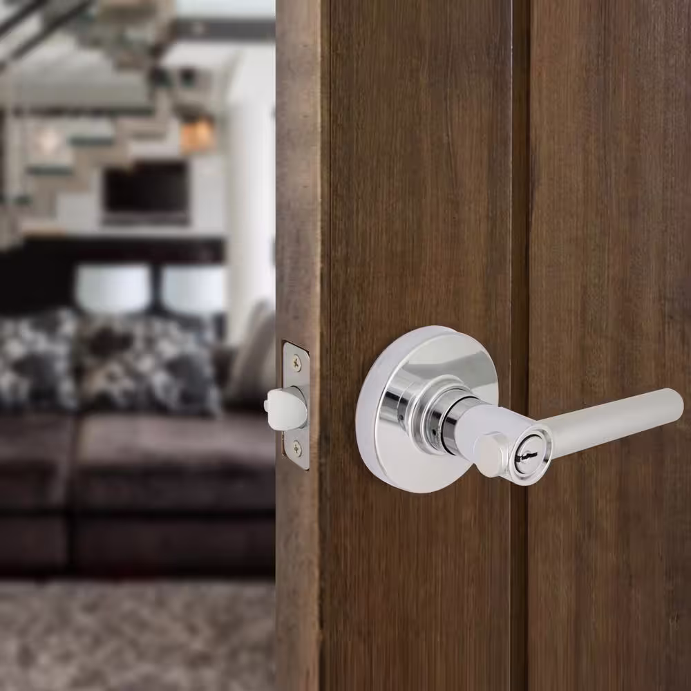 Defiant Highland Bright Chrome Keyed Entry Door Handle with Round Rose