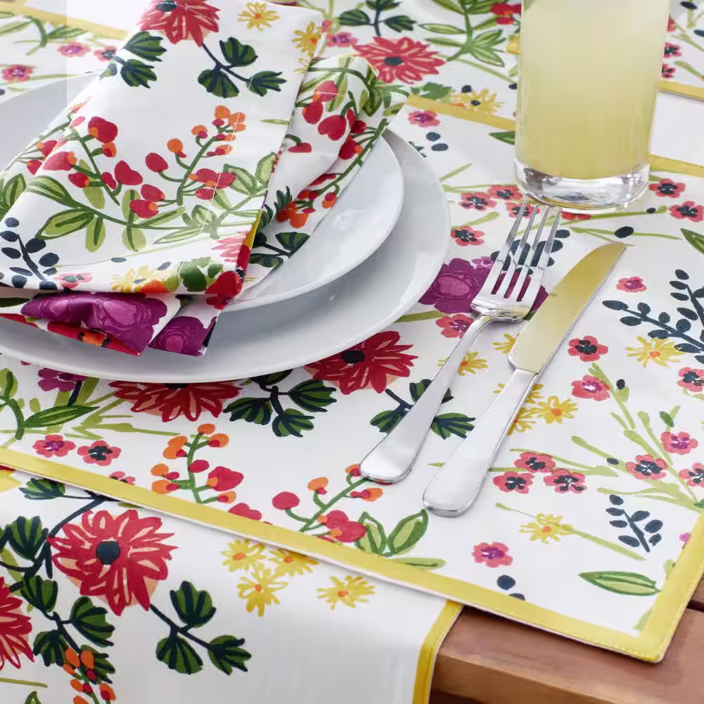 The Company Store Garden Floral 12 in. X 21 in. White Multi Cotton Placemat (Set of 4)