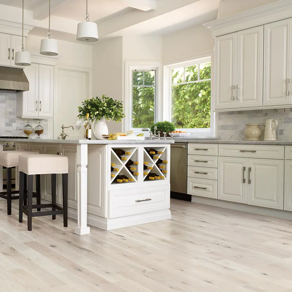 Malibu Wide Plank Doran French Oak 3/4 in. T x 5 in. W Wire Brushed Solid Hardwood Flooring (22.6 sq. ft./case)