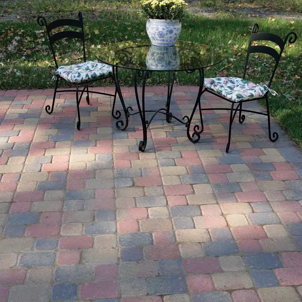 Pavestone 8.27 in. L x 5.51 in. W x 1.77 in.H Oldtown Blend Plaza Concrete Paver Tumbled (420-Pieces/133 sq. ft./Pallet)