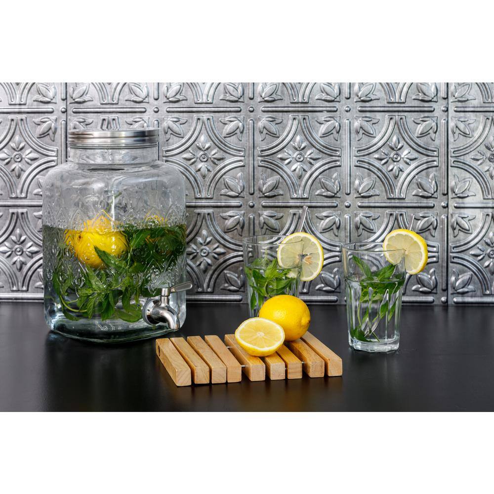 INNOVERA DECOR BY PALRAM 18.5'' x 24.3'' Empire Decorative 3D PVC Backsplash Panels in Crosshatch Silver 9-Pieces