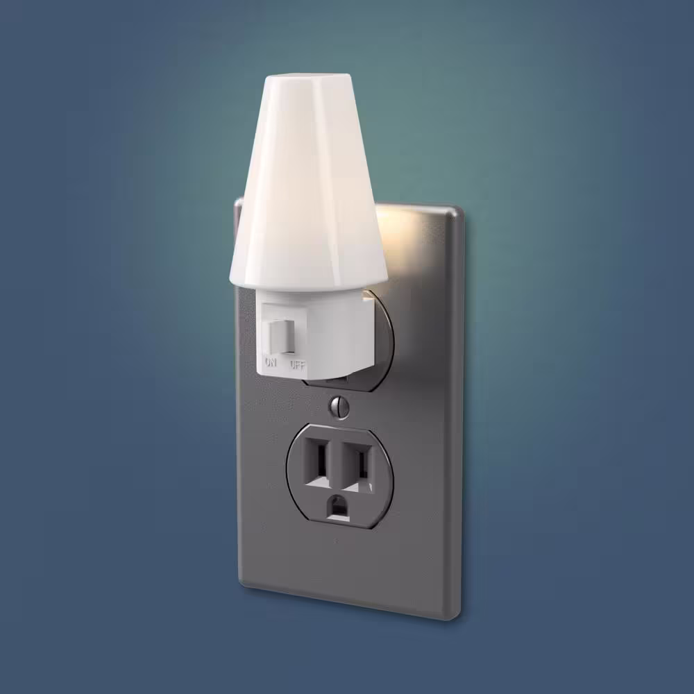 AMERELLE Frosted Manual Switch LED Night Light