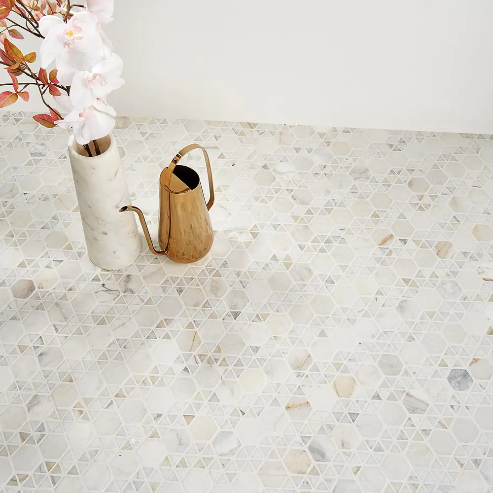 Ivy Hill Tile Koror Calacatta 11.73 in. x 12 in. Matte Marble Floor and Wall Mosaic Tile (0.97 sq. ft./Sheet)
