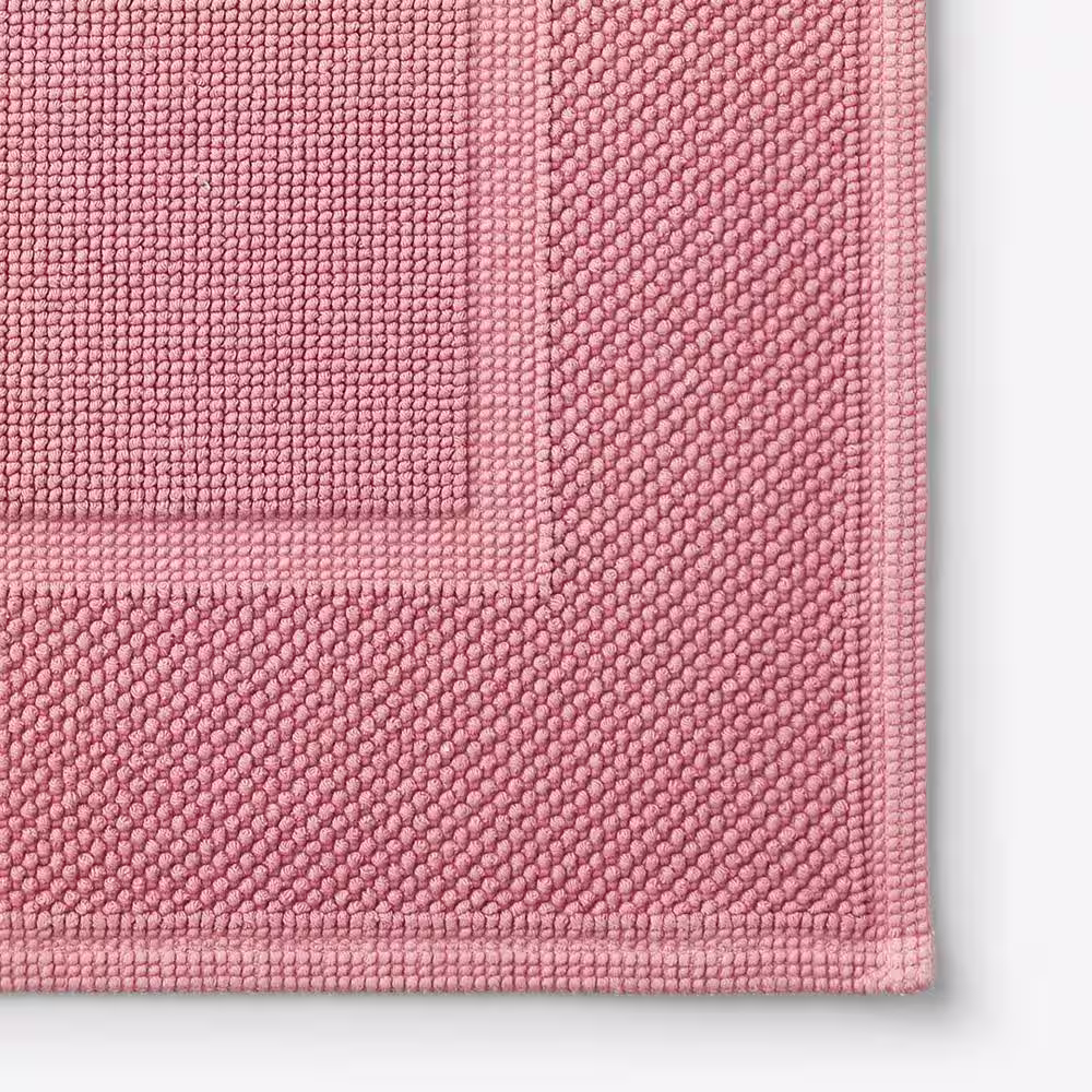 The Company Store Legends Luxury Sterling Rose 34 in. x 21 in. Cotton Bath Mat