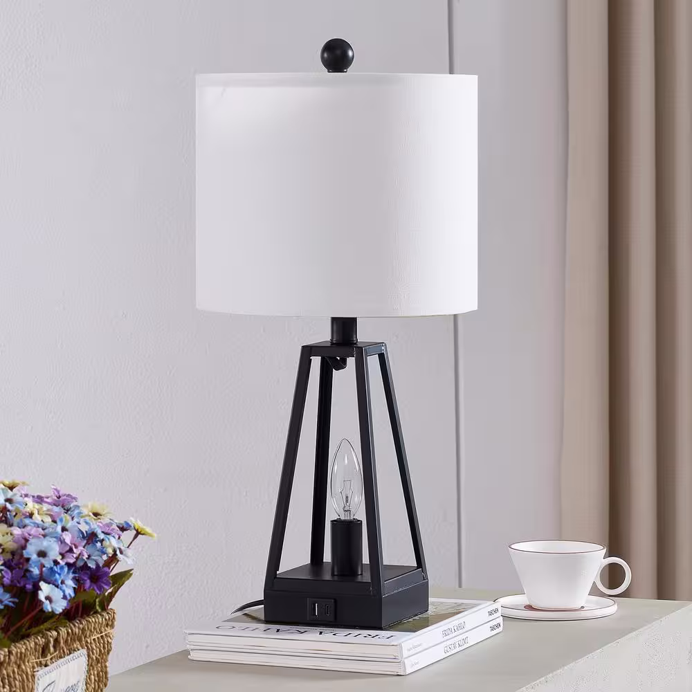 Maxax Chicago 20 .5 in. Black Table Lamp with USB with Type C/USB Port