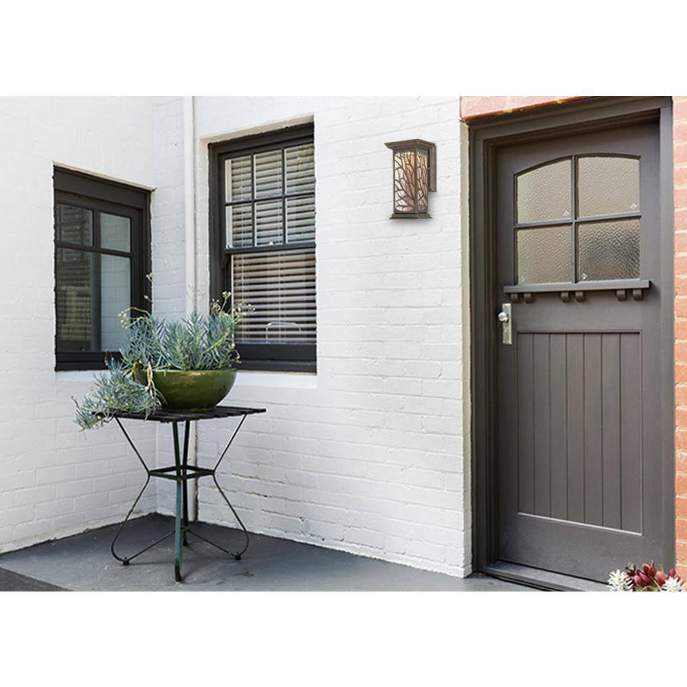 Westinghouse Glenwillow 1-Light Victorian Bronze Outdoor Integrated LED Wall Lantern Sconce