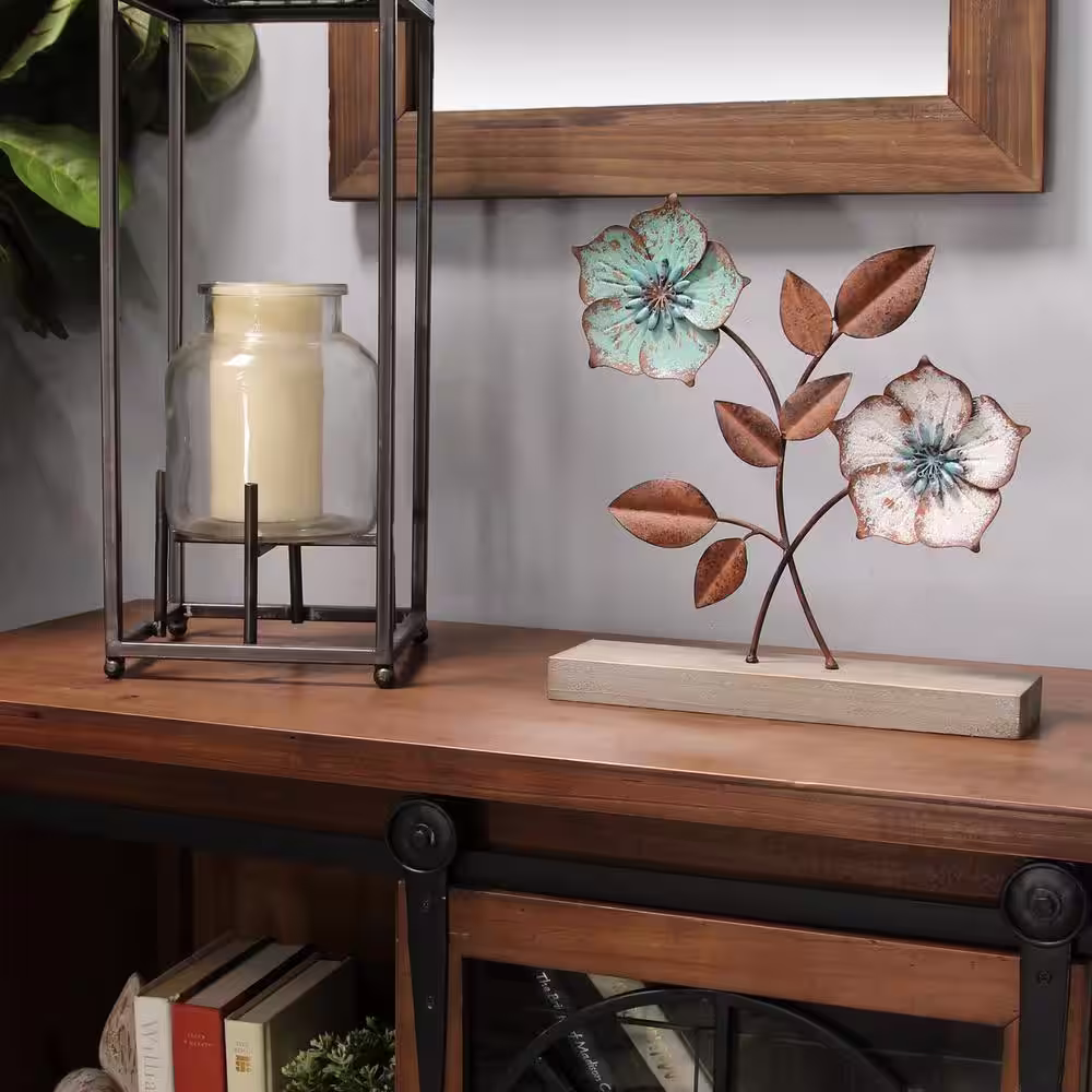 Stratton Home Decor Metal Flower Table Top
