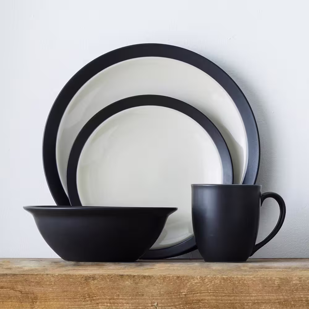 Noritake Colorwave Graphite 7 in., 22 fl. oz. Black Stoneware Curve Soup/Cereals, Set Of 4