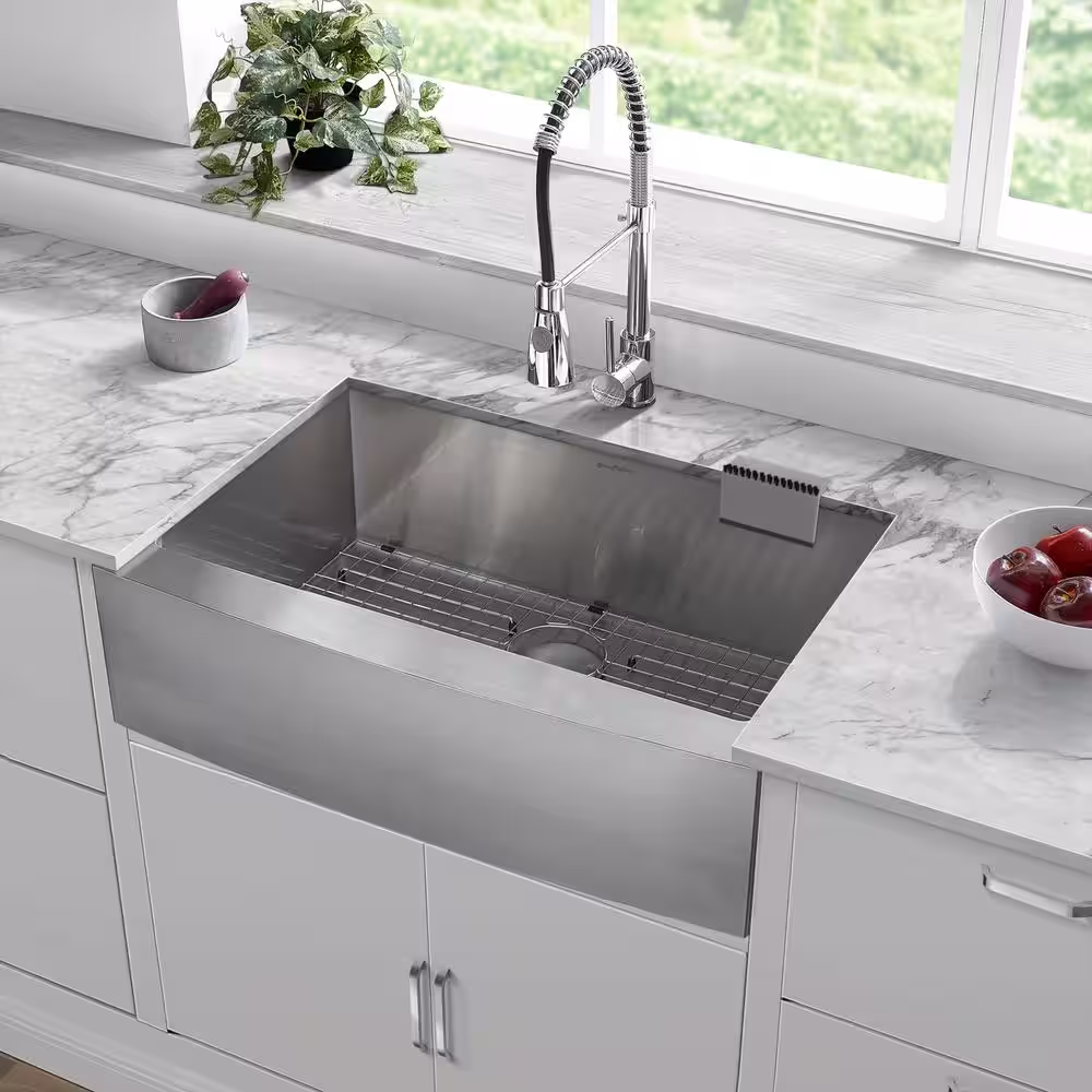 Swiss Madison 14 in. x 18 in. x 10 in. Stainless Steel Undermount Kitchen Sink Grid