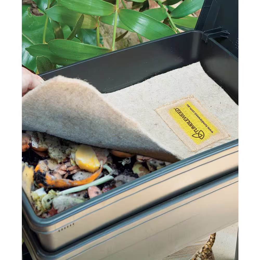 Tumbleweed Worm Cafe 21 in. x 13 in. Composter Blanket