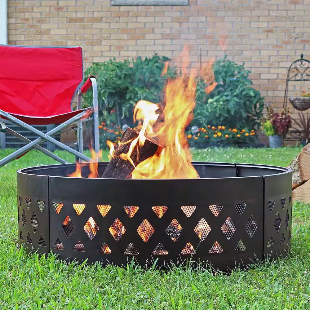 Sunnydaze Decor 36 in. Dia Round Steel Crossweave Wood Burning Campfire Ring