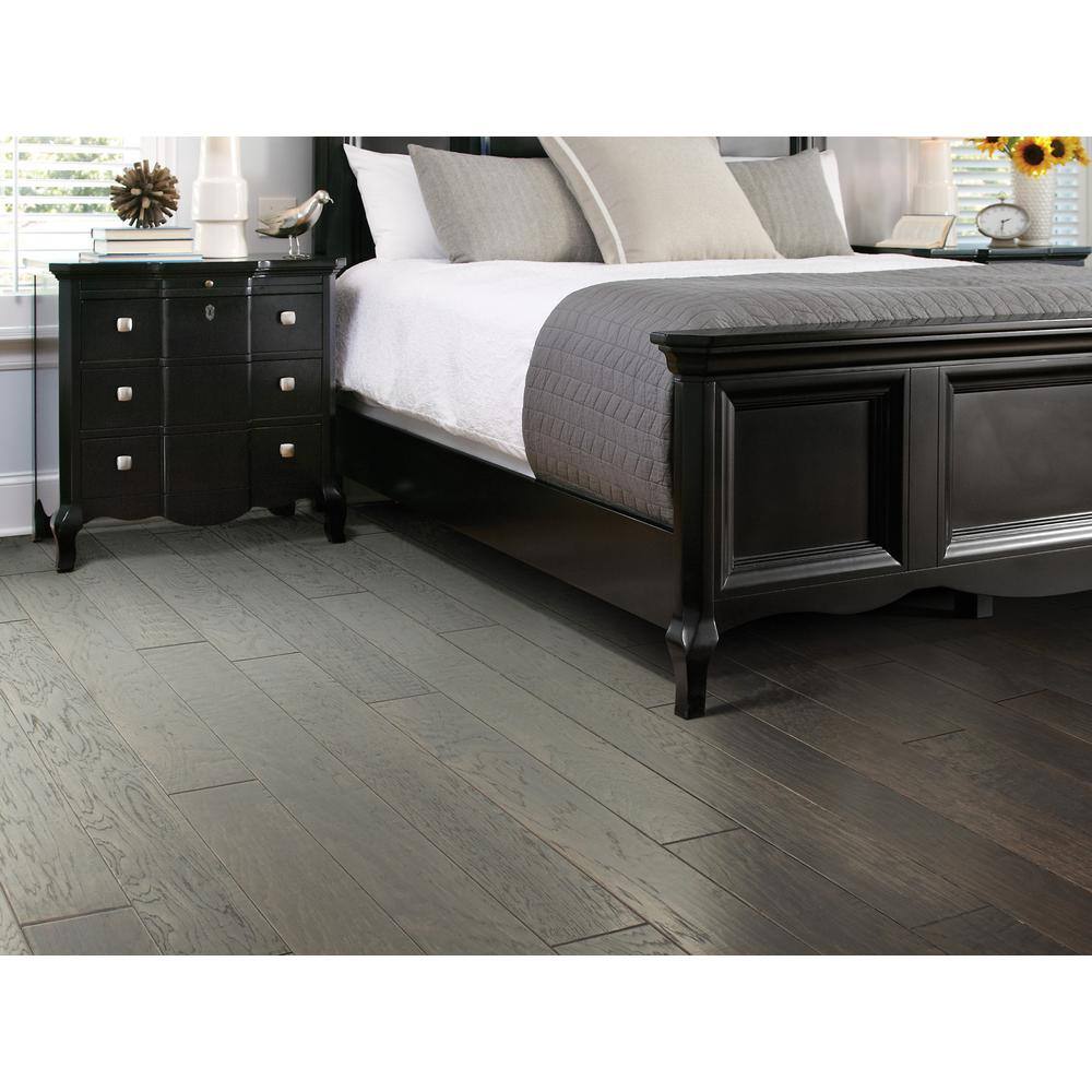 Shaw Canyon Hickory Timberwolf Hickory 3/8 in. T x 6.4 in. W Distressed Engineered Hardwood Flooring (30.5 sqft/case)