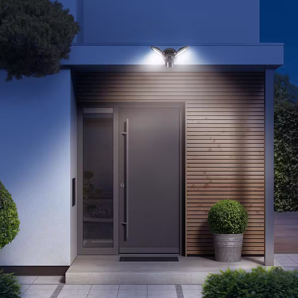 PROBRITE 400-Watt Equivalent 100-Degree Bronze Motion Activated Outdoor Integrated LED Flood and Spot Light, 4000K