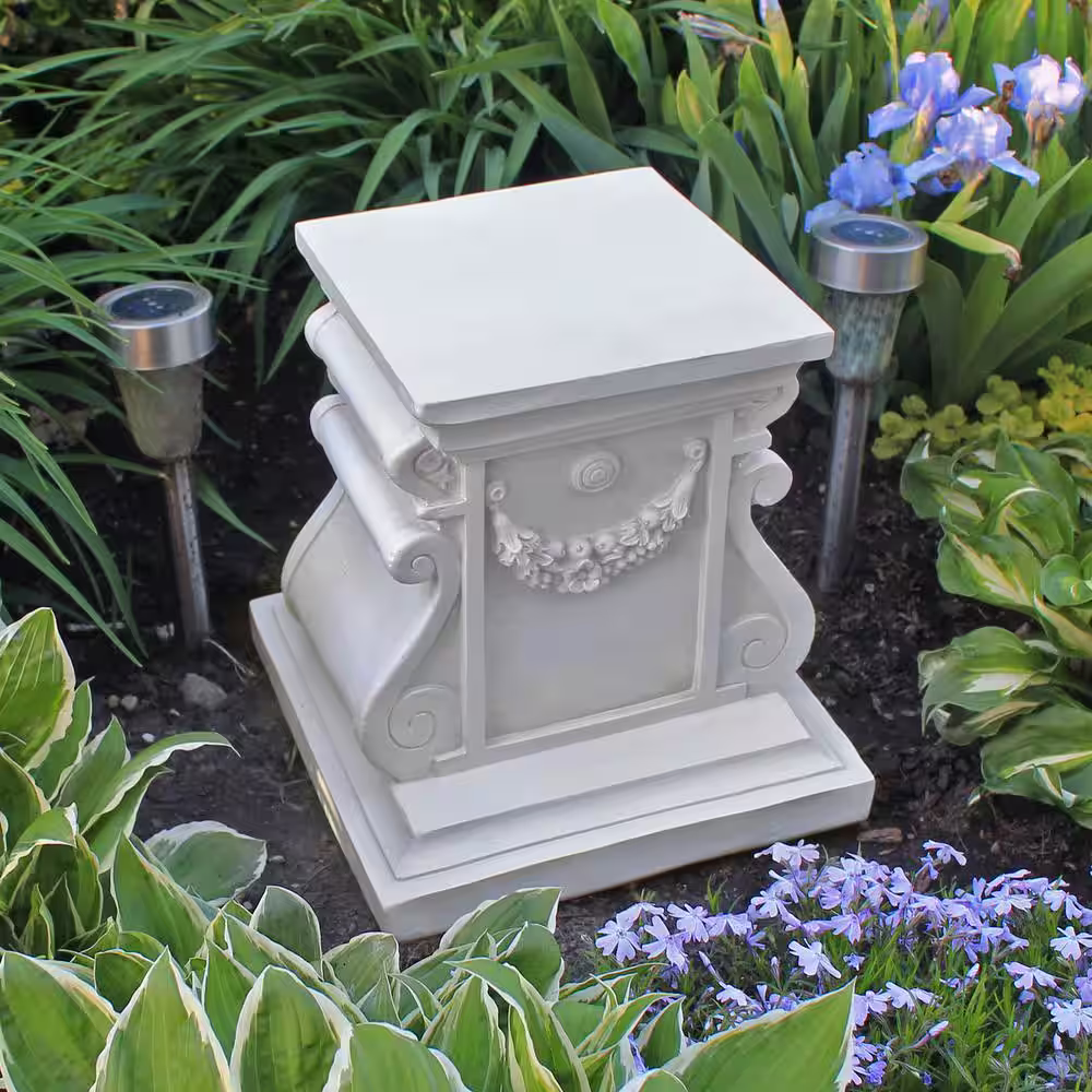 Design Toscano 12 in. H Classic Statuary Medium Plinth