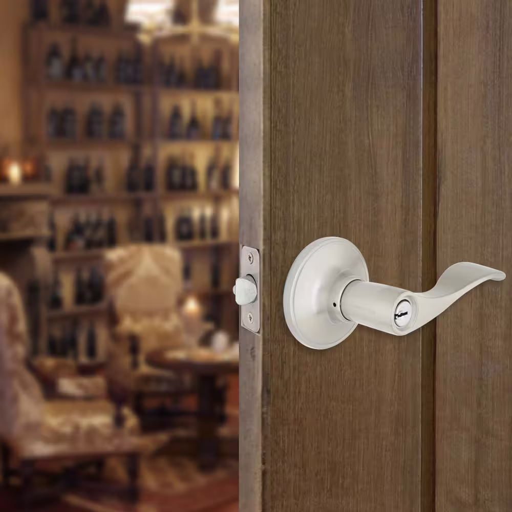 Defiant Simple Series Wave Satin Nickel Keyed Entry Door Handle