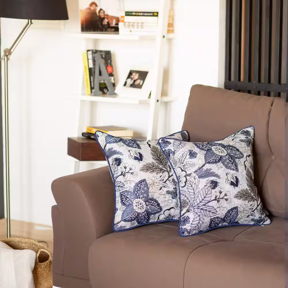 HomeRoots Jordan Blue Polyester 17 in. x 17 in. Throw Pillow (Set of 4)