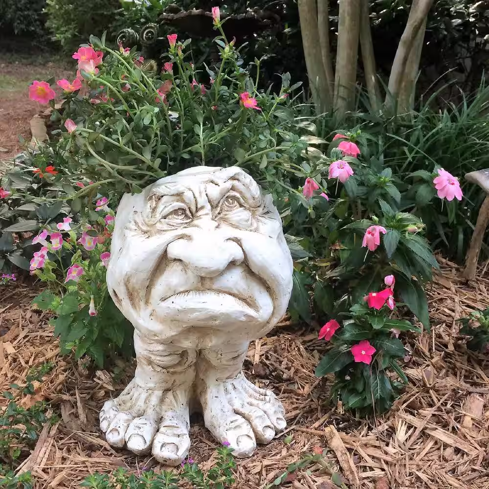 HOMESTYLES 13 in. Antique White Grumpy the Muggly Face Statue Planter Holds a 5 in. Pot