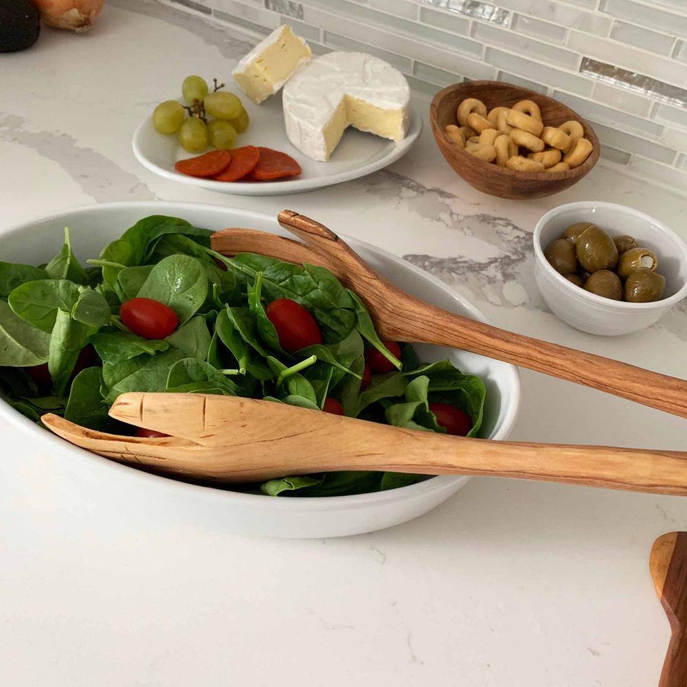 None 2-Pieces Olive Wood Serving Set Extra-Large Helping Hands