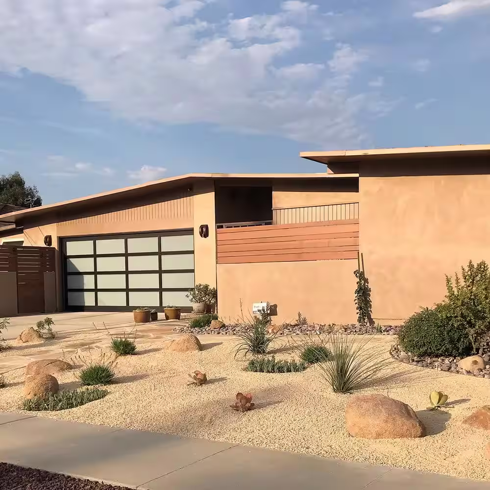 Southwest Boulder & Stone 30 cu. ft. California Tan Landscape Decomposed Granite, Crushed Rock Fines Ground Cover for Gardening and Pathways