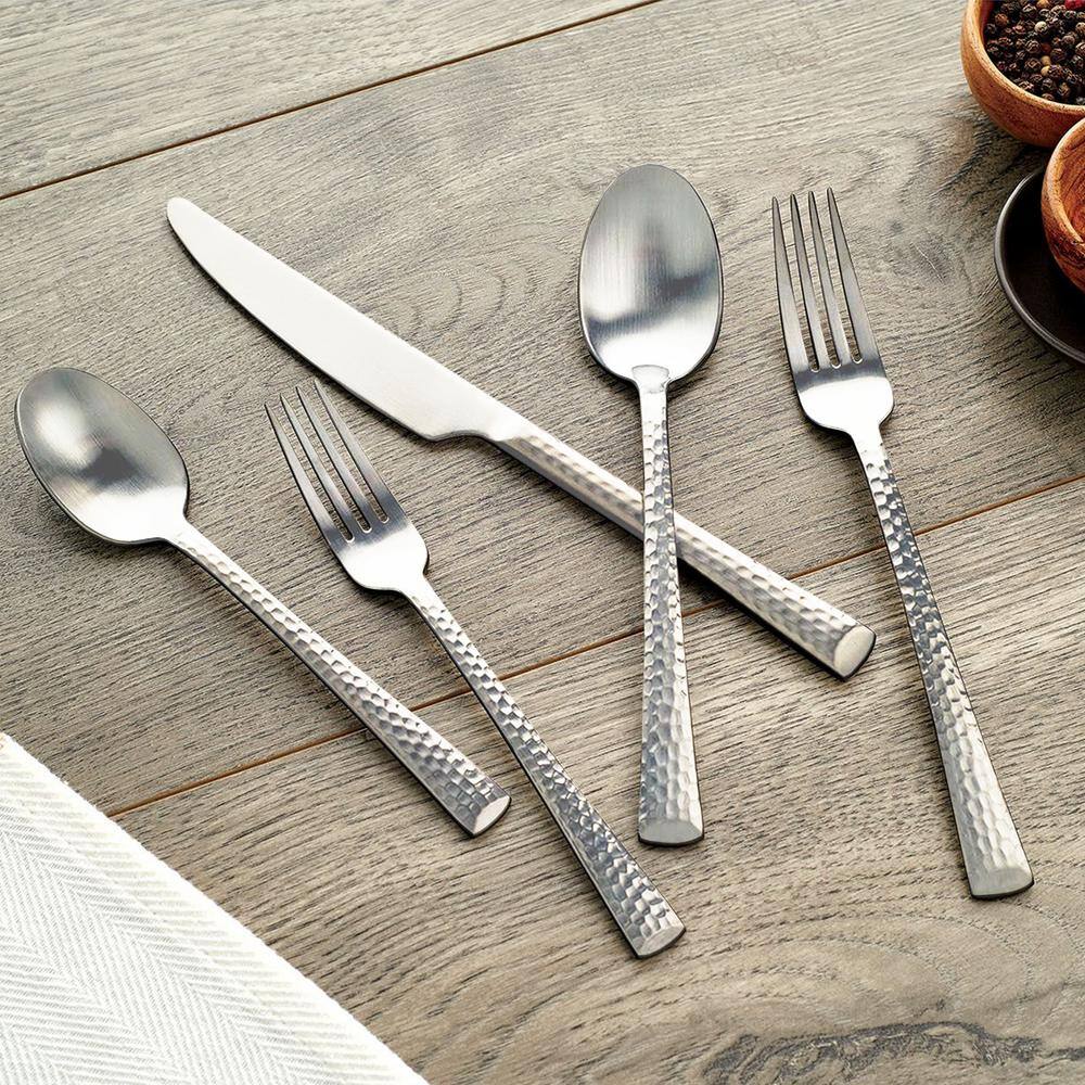 Skandia Vale Hammered 20 Piece 18/0 Stainless Steel Flatware Set (Service for 4) Forged